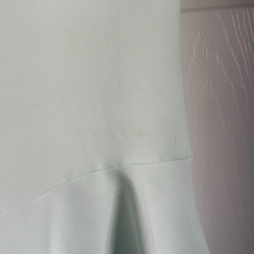 Banana Republic Mint Green Peplum Top SMALL with some flaws - Picture 8 of 8